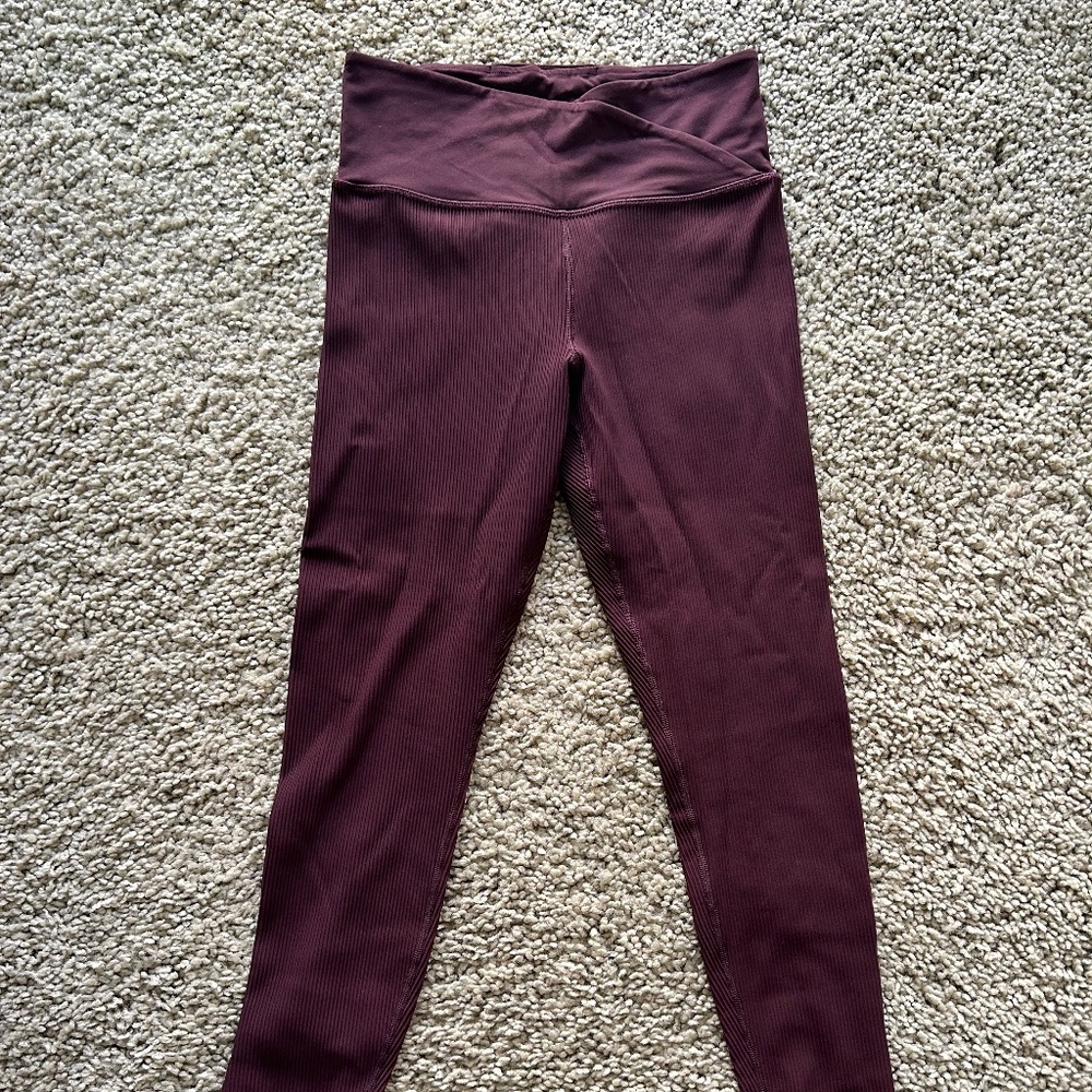 ATHLETA Ribbed Leggings (spiced Cabernet, Size Medium)
